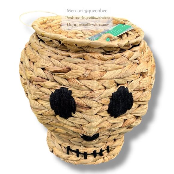 Skull Shaped Woven Basket with Lid Boho Halloween Decor - Picture 7 of 7
